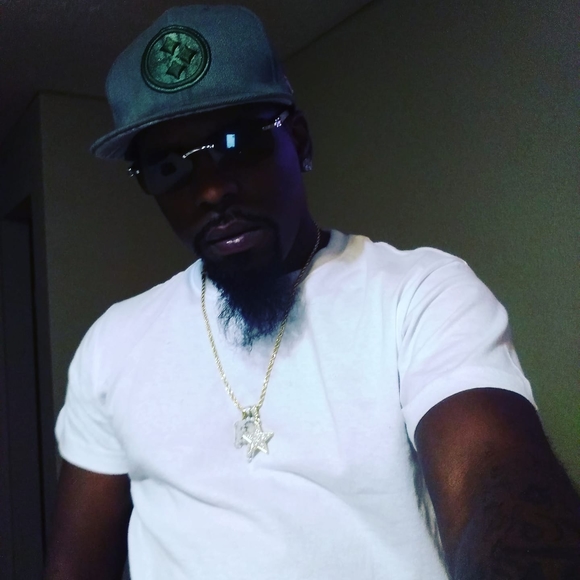 Meet your Posher, Dre - Picture 1 of 1